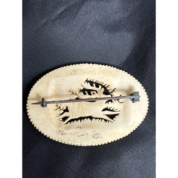 Antique German Hand Carved Antler Brooch Pin Jumping Stag Oval Detailed Carving - Picture 6 of 8